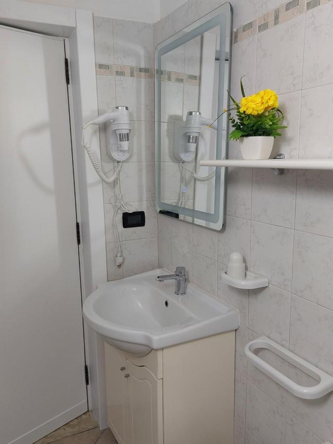 B&B Albachiara Otranto Bagian luar foto