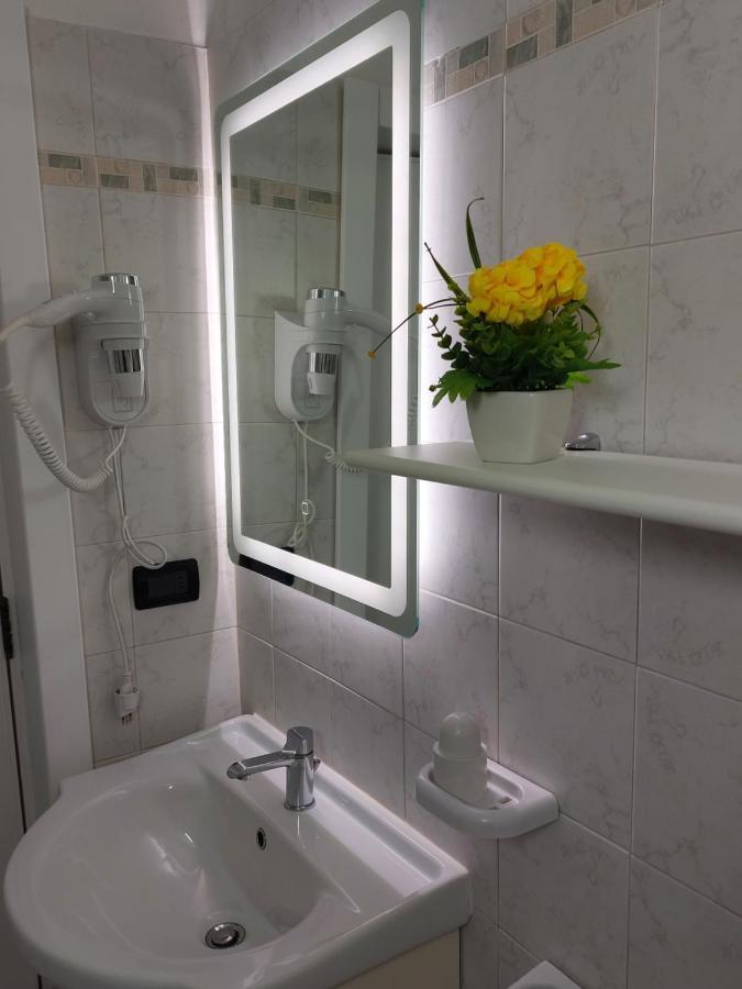 B&B Albachiara Otranto Bagian luar foto