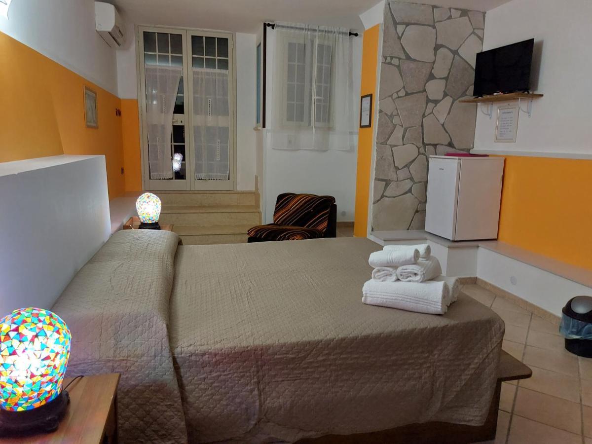 B&B Albachiara Otranto Bagian luar foto